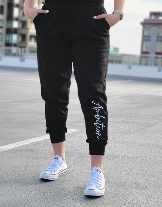 Dream Big Sweatpant in Black